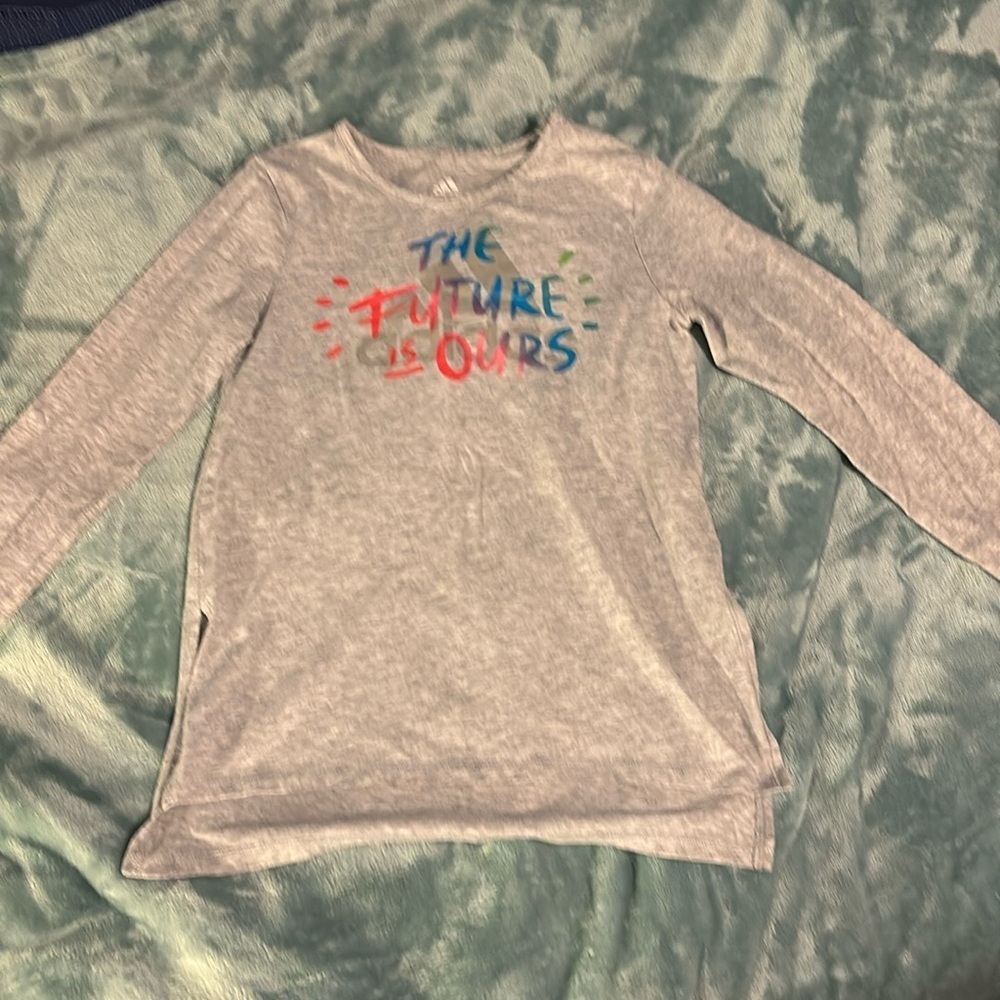 Girls Adidas long sleeved shirt. Size 10/12 - Picture 2 of 5